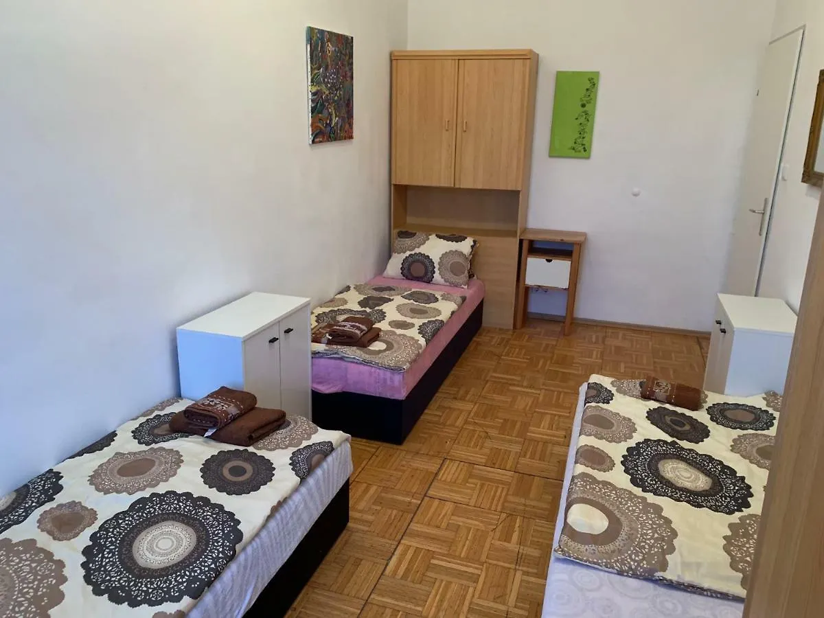 Bagira Apartments Vienna Austria