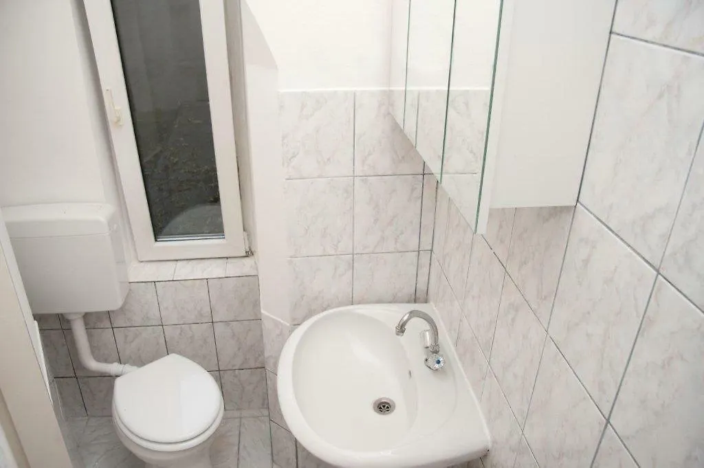 Bagira Apartments Vienna 0*,  Austria