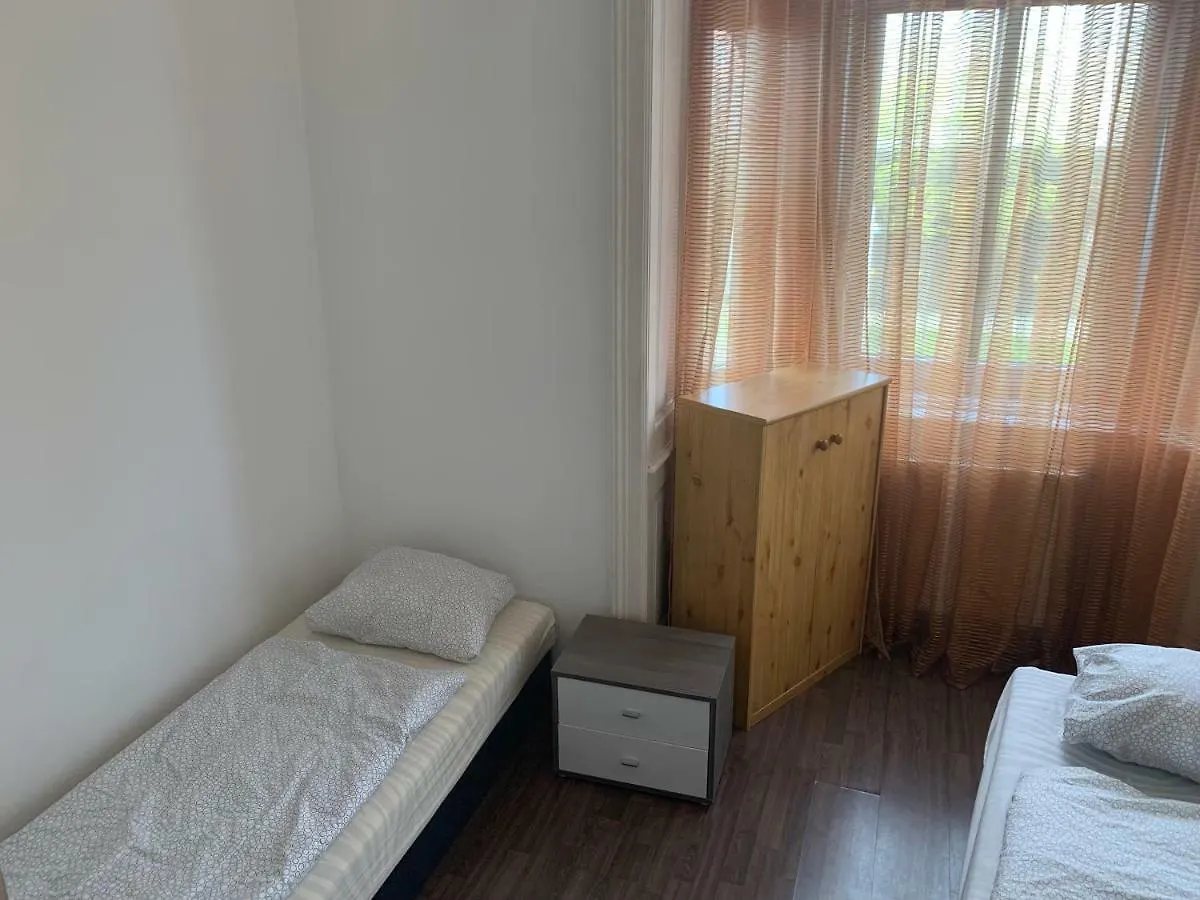 Bagira Apartments Vienna 0*,  Austria